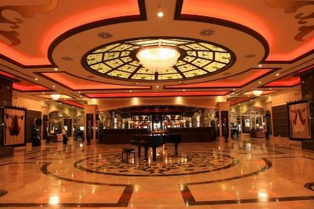 CRATOS_SHABAVIZ (7).jpg